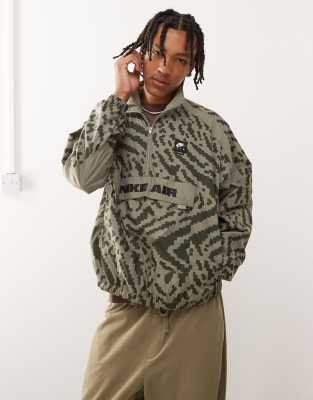 Nike Air woven half zip jacket in green-Grey