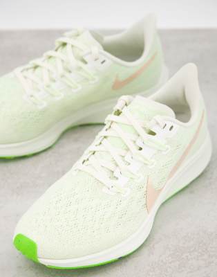 zoom pegasus 36 white