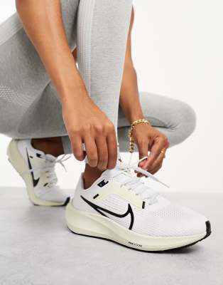 nike air zoom pegasus white