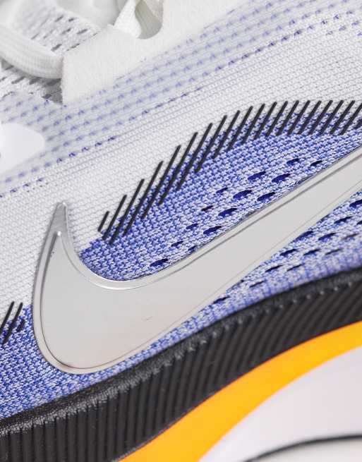 Nike Air Zoom Pegasus 42 sneakers in white and blue, 3 of 5
