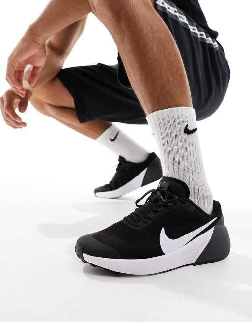 Nike zooms clearance black and white