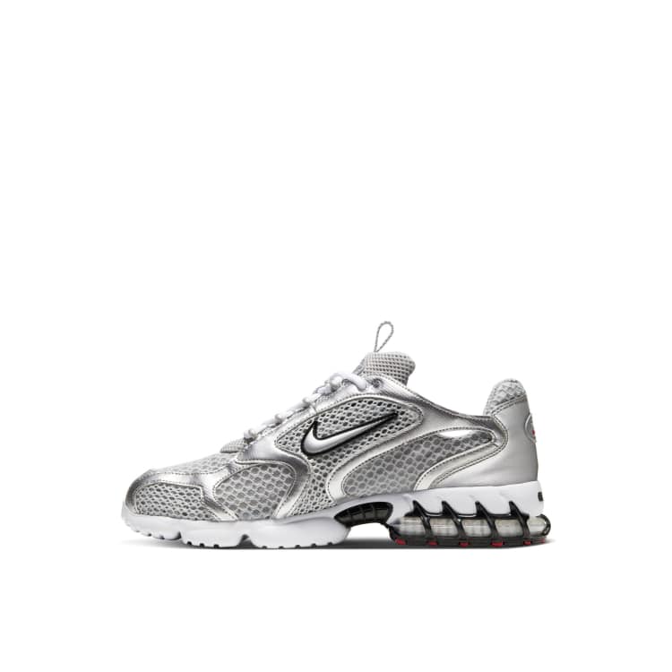 ★韓国の人気★【NIKE】★Air Zoom Spiridon Cage 2★Silver★ Nike Air Zoom Spiridon Cage 2 sneakers in silver | ASOS