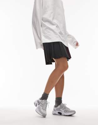 Nike AL8 sneakers in gray and navy