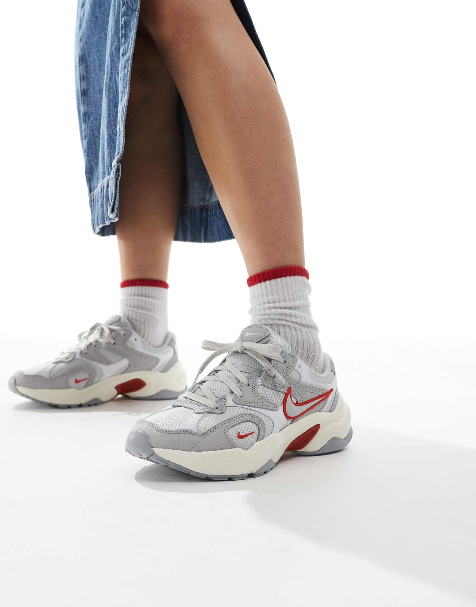 Кроссовки Nike AL8 серого цвета