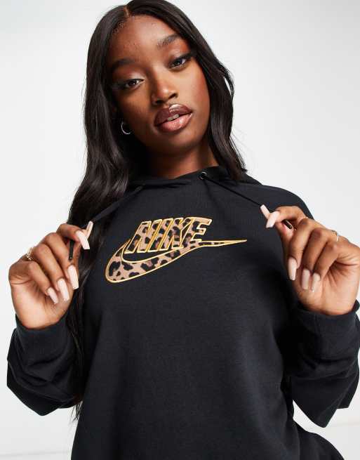 Nike animal store print clothing