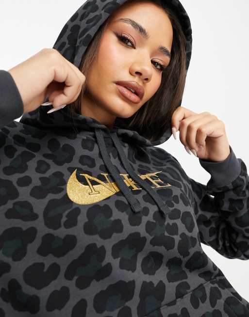 Nike cheetah print outlet sweatshirt