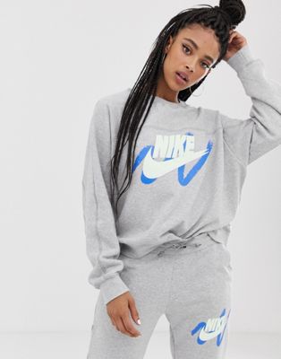 Nike - Archive - Grijze sweatshirt met tesktlogo exclusief voor ASOS-Grijs