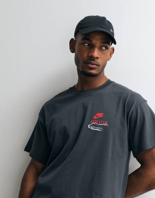 Nike arts club graphic t-shirt in black, 3 of 5