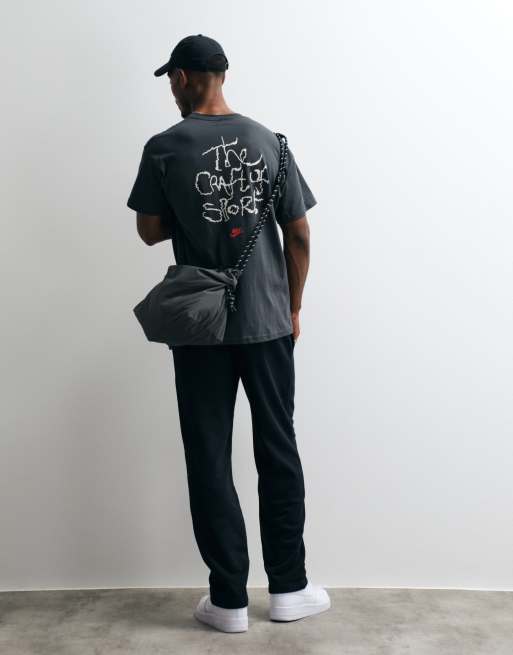 Nike arts club graphic t-shirt in black, 4 of 5