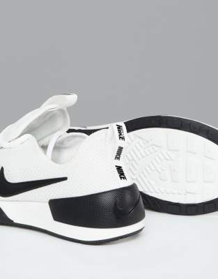 nike ashin trainers in white