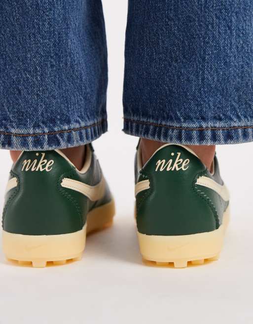 Nike Astrograbber leather trainers in green, 4 of 5