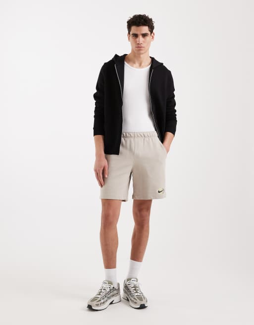 Nike - Athletic Club - Cremefarvede shorts , 2 af 5