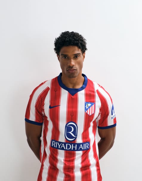 Nike Athletico Madrid 26/27 Stadium hjemmejersey i hvid og rød stribe - view 1