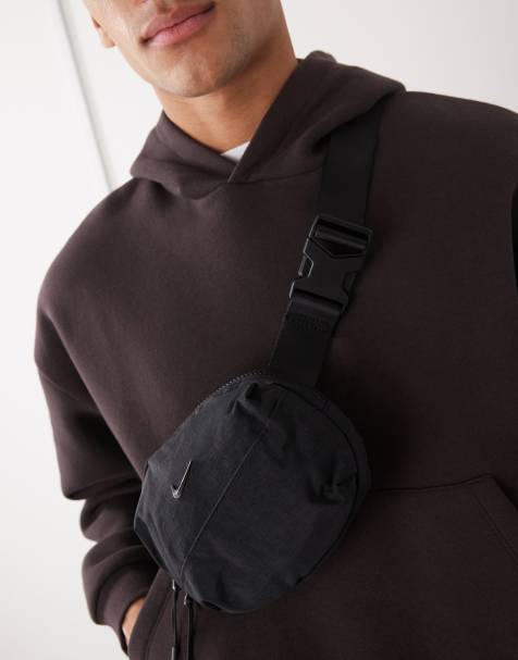 Nike Aura crossbody bag in black - view 1