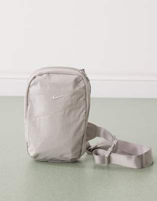 Nike Aura Crossbody Bag