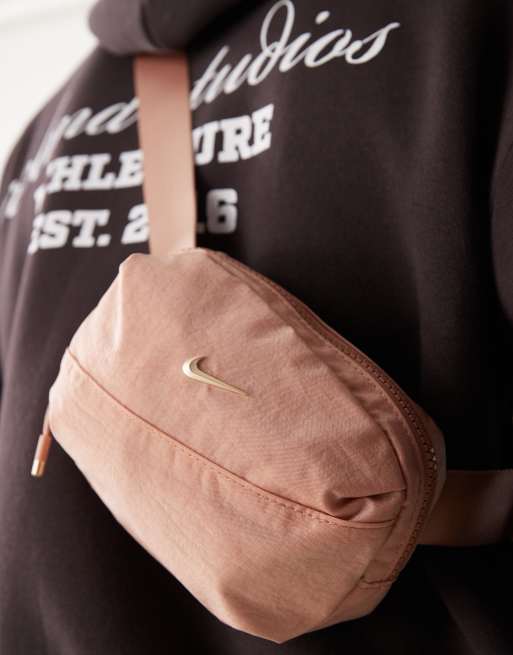 Nike Aura crossbody bag in pink, 2 of 4