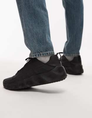 Nike Ava Rover sneakers in triple black | ASOS