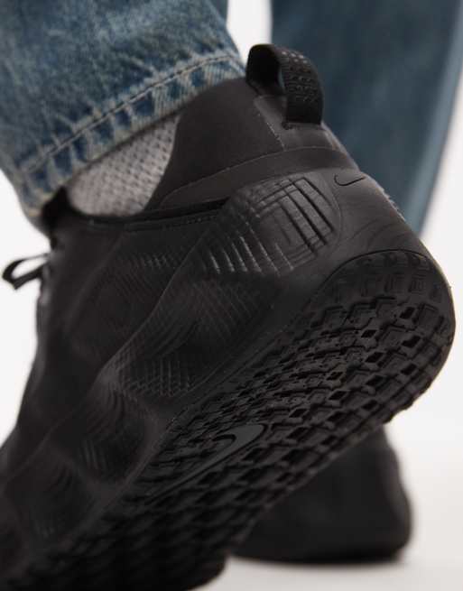 靴 Nike Ava Rover Triple Black/Anthracite Ava Rover Sneaker in Black/Anthracite/Sequoia - Nike