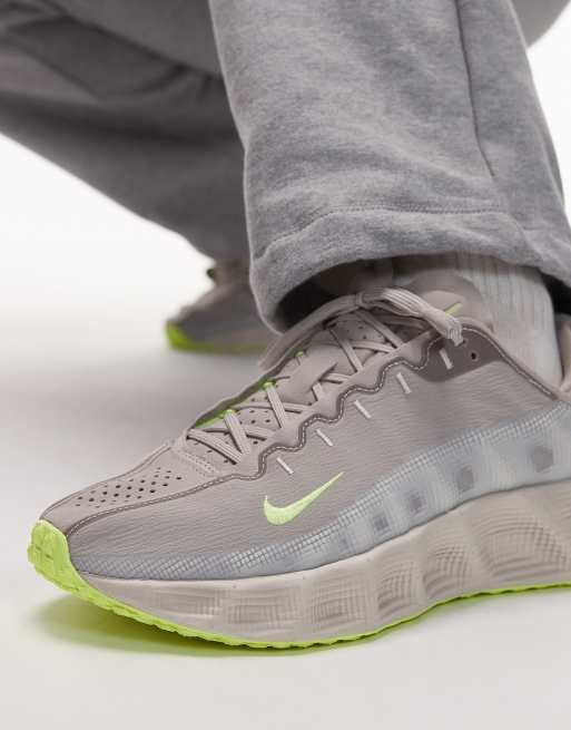 Nike Ava Rover trainers in grey and yellow, 4 of 5