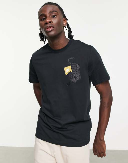 Black and 2025 gold nike tee