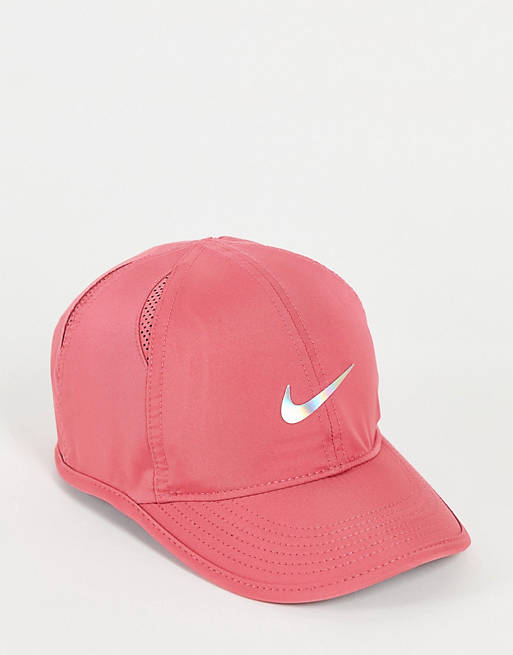  Nike baseball cap in archaeo pink 