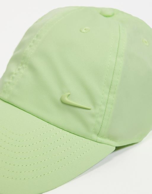 Neon 2024 hat nike