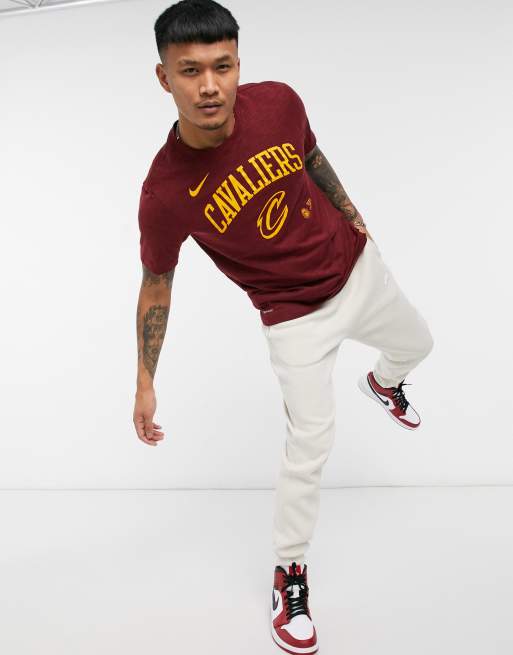 Cleveland Cavaliers Essential Club Men's Nike NBA T-Shirt