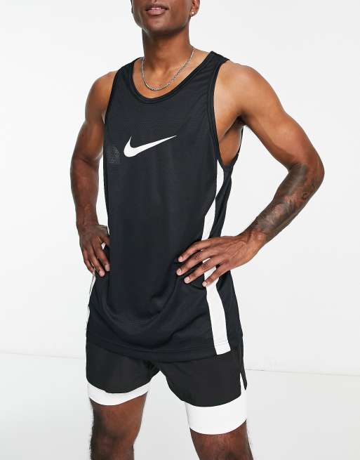 Nike Basketball – Czarny top bez rękawów z logo Swoosh
