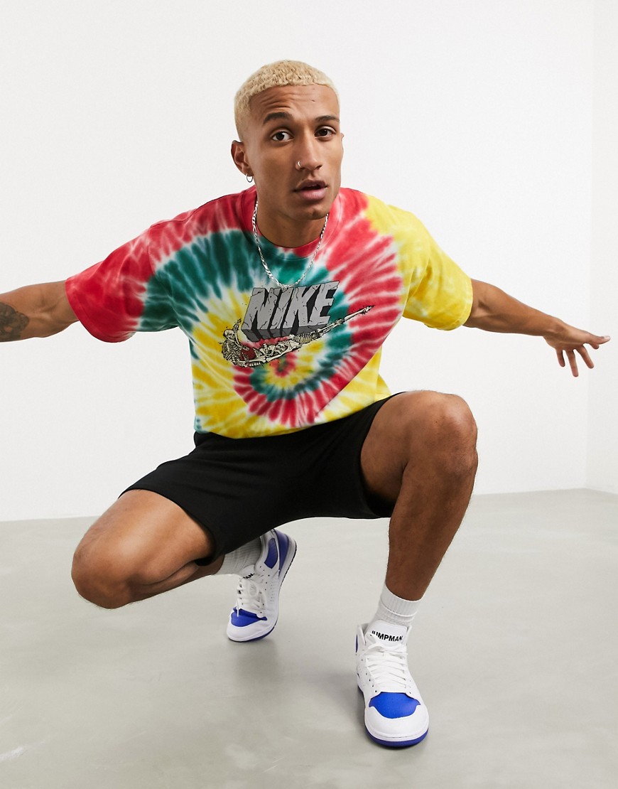 Nike Basketball - Dream Team East - Batikfärgad t-shirt med logga-Flerfärgad
