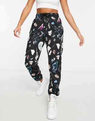 Nike Basketball Dri-fit All Over Print Sweatpants In Black