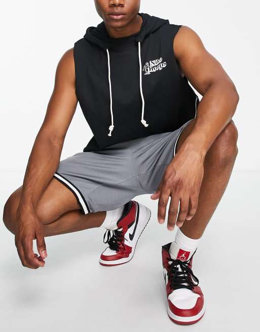 Nike basketball store sleeveless hoodie