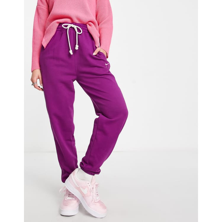 Nike Basketball Dri-FIT sweatpants in purple