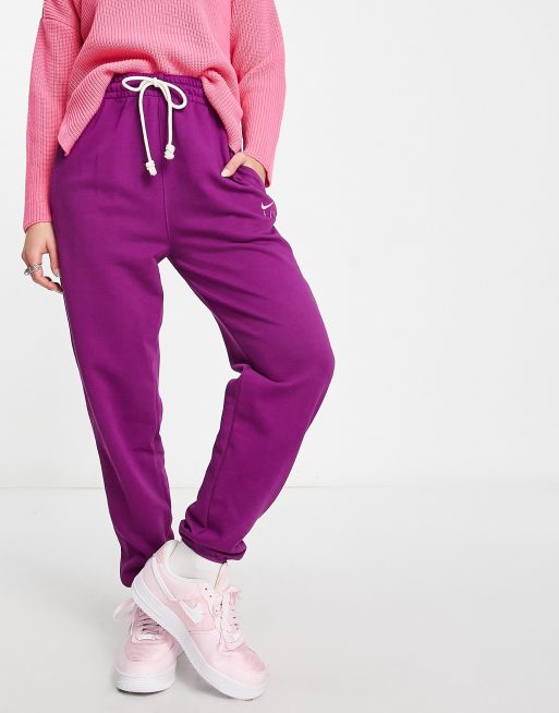 Purple nike sales sweats