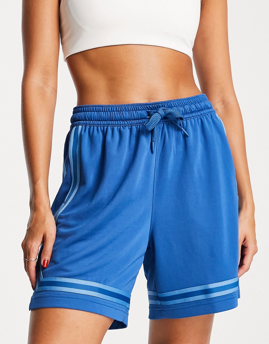 Nike Basketball Fly Crossover Dri-FIT shorts in blue