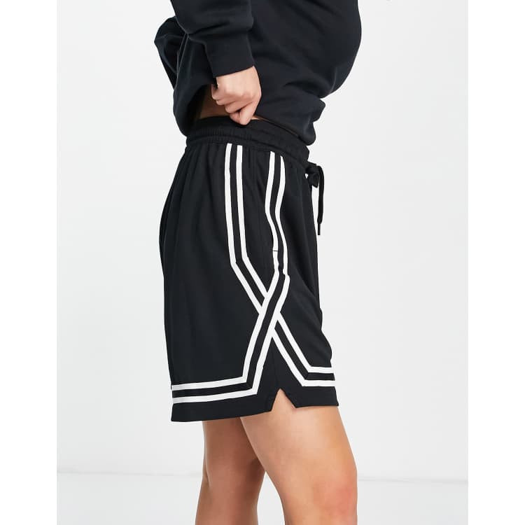 Iedereen procedure daar ben ik het mee eens Nike Basketball Fly Crossover shorts in black | ASOS