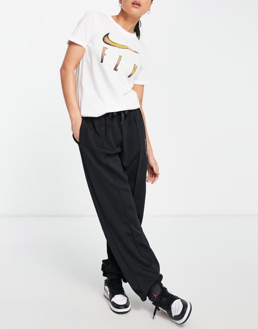 Nike Basketball Fly Snakeskin Swoosh t-shirt in white | ASOS