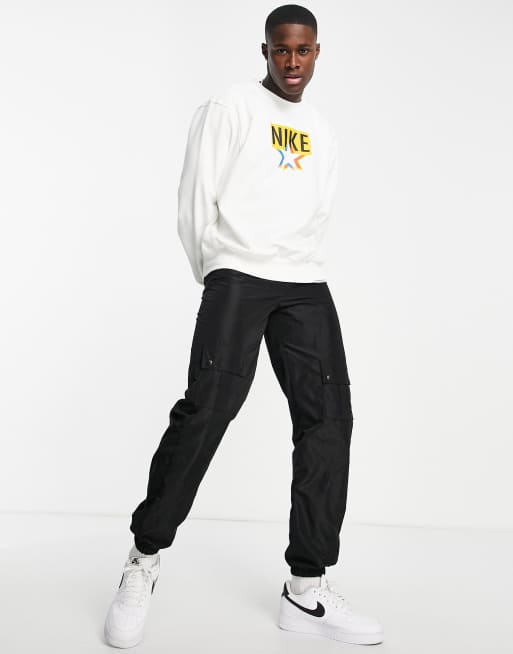 Nike Basketball graphic sweat in cream, 4 of 4