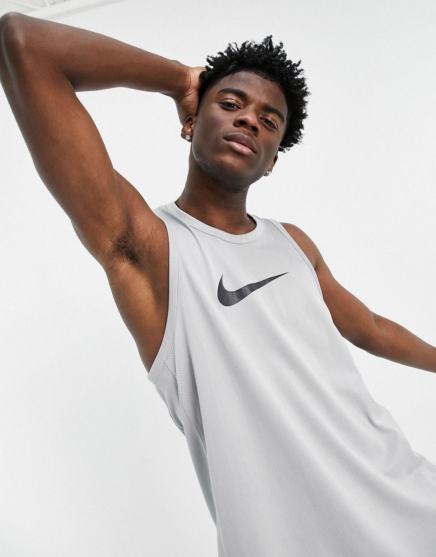 Nike Basketball - Hemd met swoosh in grijs