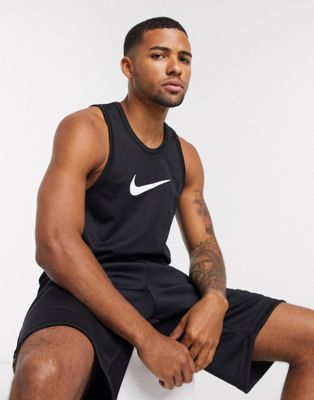 Nike Basketball – Klassisches Tanktop mit Swoosh-Logo in Schwarz