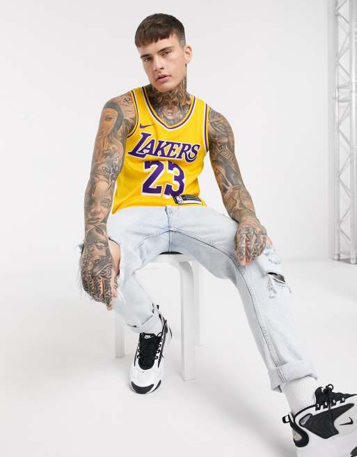 LeBron James maglie, LeBron James camicie, Basketball abbigliamento, LeBron  James attrezzatura