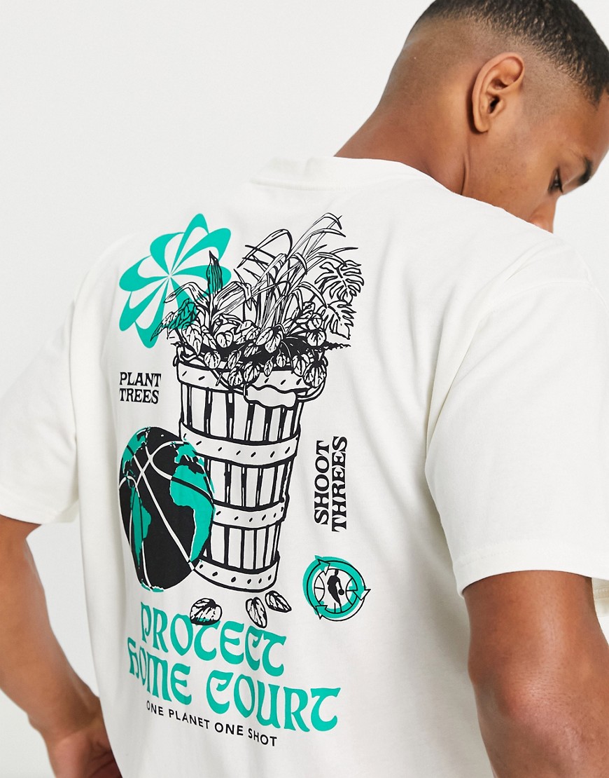 Nike Basketball Move 2 zero sustainable graphic t-shirt in cream-White