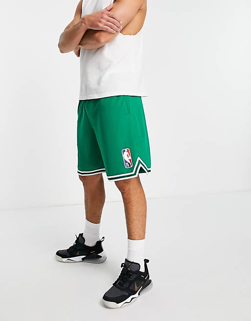 Men Nike Basketball NBA Boston Celtics shorts in green 