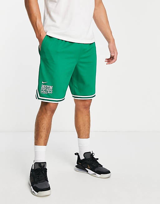 Men Nike Basketball NBA Boston Celtics shorts in green 