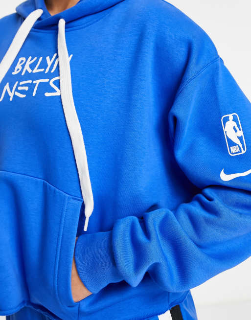 Nike Basketball NBA Brooklyn Nets cropped hoodie in blue, 4 of 4