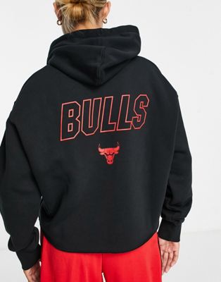 Nike Basketball NBA Chicago Bulls cropped hoodie in black - ASOS Price Checker