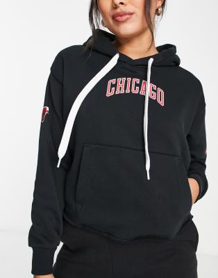 Nike Basketball NBA Chicago Bulls cropped hoodie in black