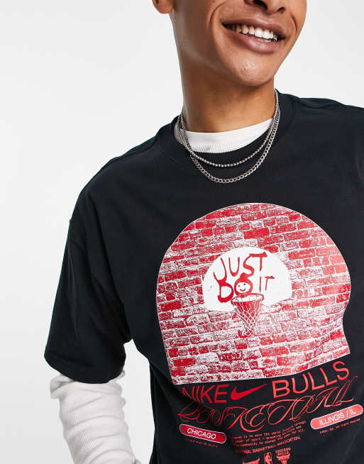 Nike Basketball NBA Chicago Bulls unisex photo graphic t