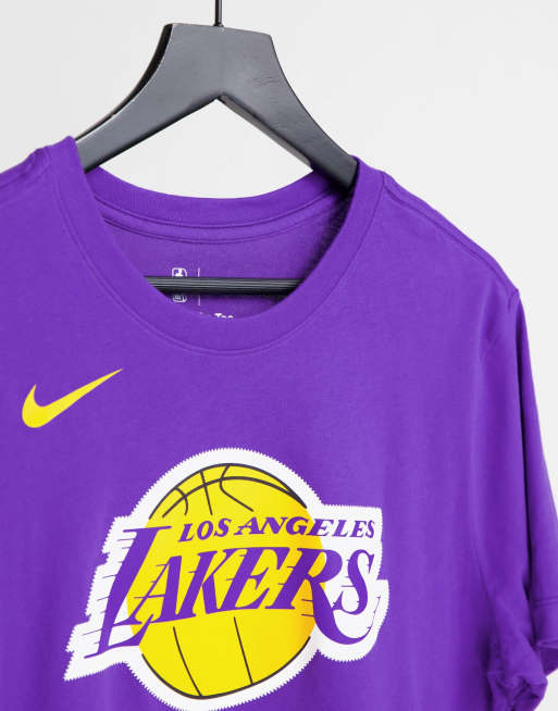 Nike Basketball NBA LA Lakers Dri Fit Unisex T shirt i lilla