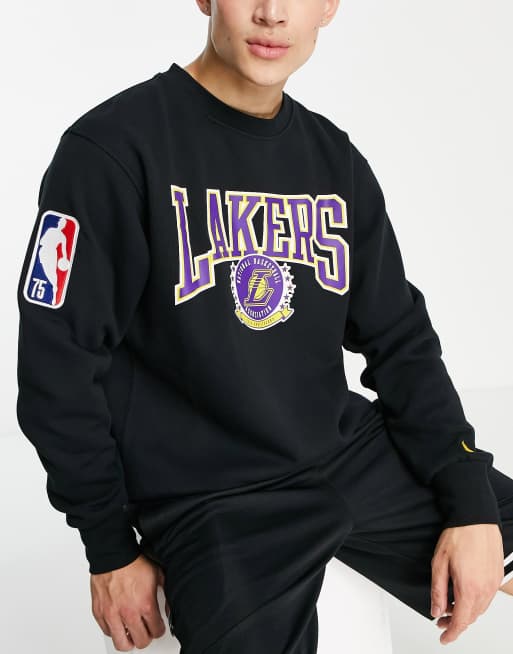 Nike Basketball Nba La Lakers Sweatshirt Mit Rundhalsausschnitt In Schwarz Asos