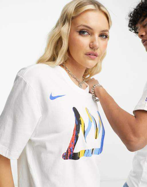 Nike Basketball NBA Unisex Brooklyn Nets unisex graphic warm up t-shirt in  white